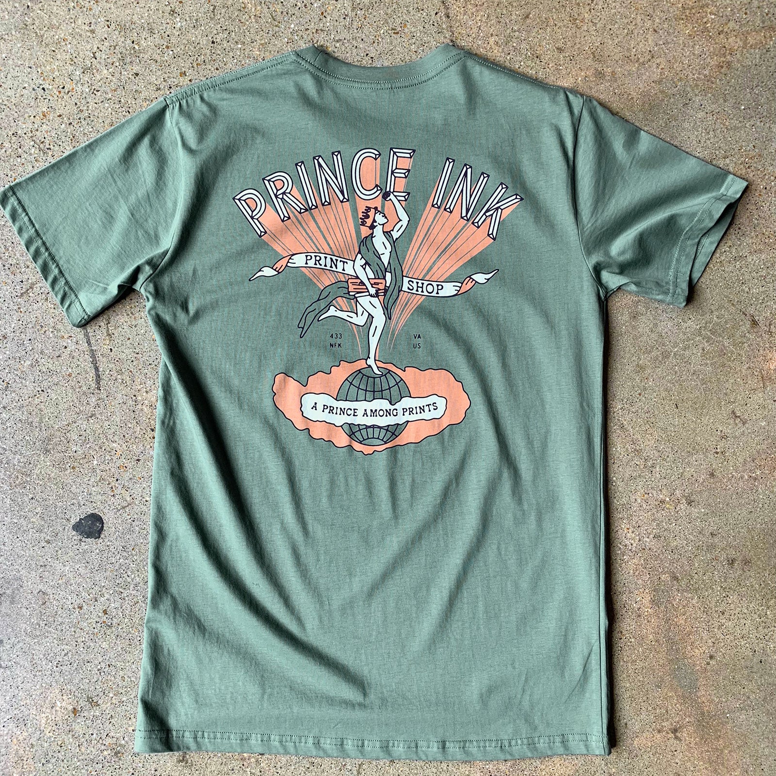 Globe Trotter - Tee